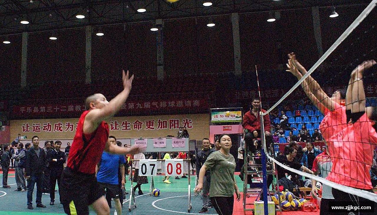 k8凯发娱乐汗水浇灌梦想，坚持成就辉煌